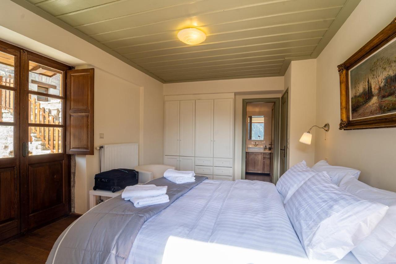 Maisonette Korfes-Κορφές-Μ Δύο Αυτόνομοι Όρoφοι Της Βίλας Κορφές Για Οικογένειες Και Μικρές Παρέες Karpenisi Exterior photo