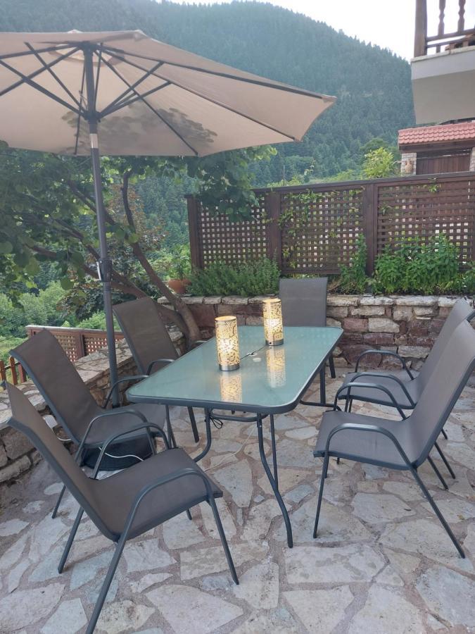 Maisonette Korfes-Κορφές-Μ Δύο Αυτόνομοι Όρoφοι Της Βίλας Κορφές Για Οικογένειες Και Μικρές Παρέες Karpenisi Exterior photo